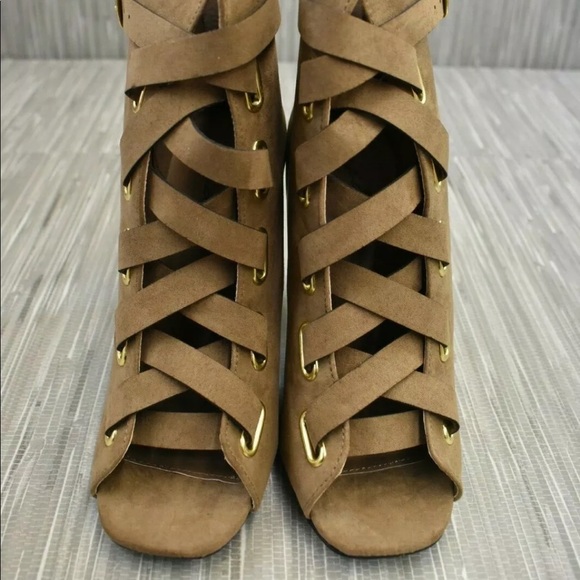 *Peep Toe Booties* - Picture 5 of 7